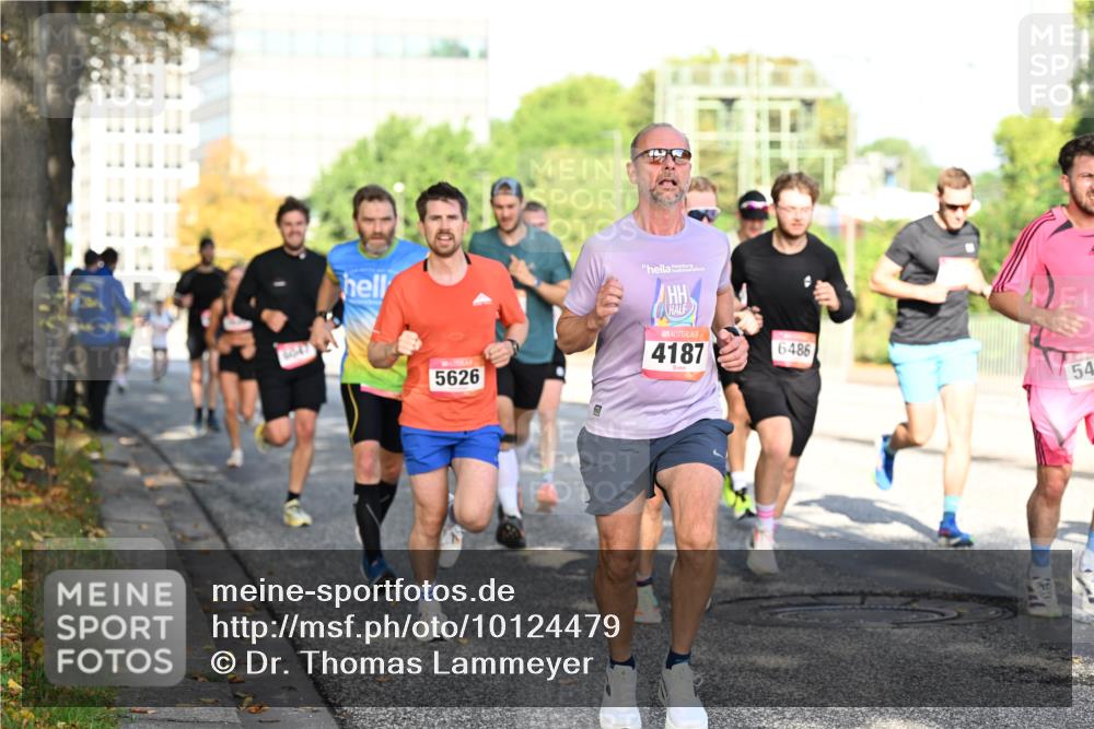 06.09.2026 - CURREX Alsterlauf Dr. Thomas Lammeyer http://msf.ph/oto/10124479 06.09.2026 09:41:34 Laufen 604, 5626, 4187, 6486, 54 meine-sportfotos.de