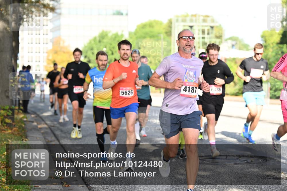 06.09.2026 - CURREX Alsterlauf Dr. Thomas Lammeyer http://msf.ph/oto/10124480 06.09.2026 09:41:34 Laufen 6047, 5626, 4187, 6486 meine-sportfotos.de