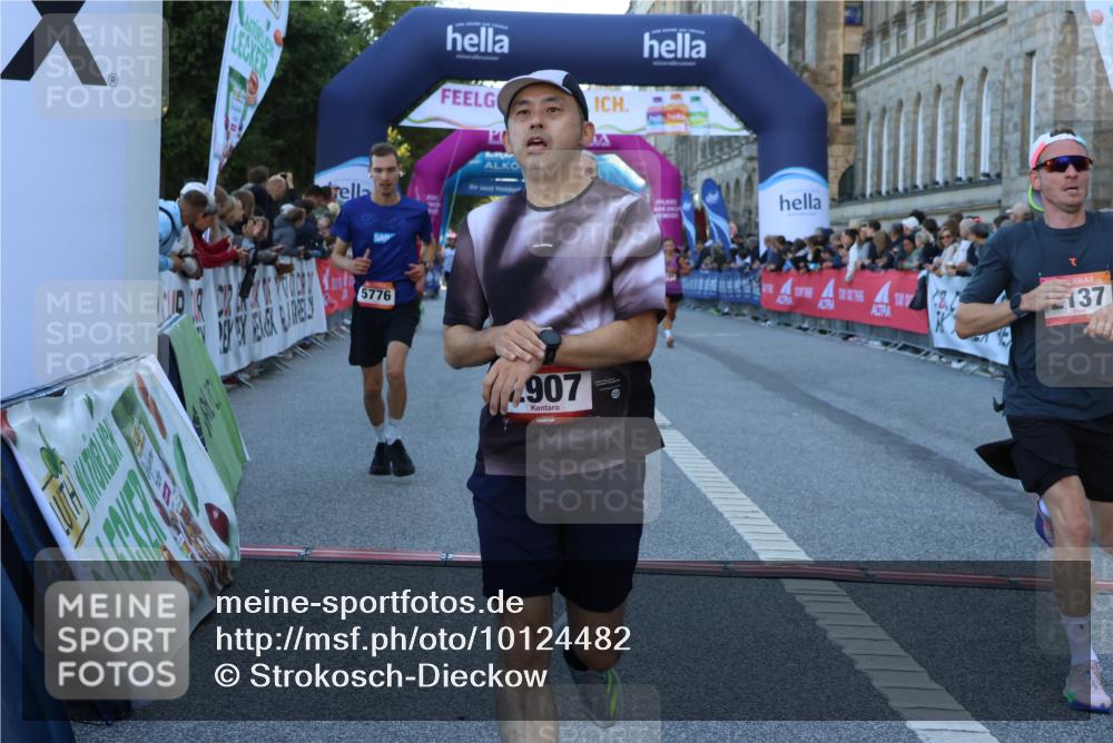 06.09.2026 - CURREX Alsterlauf Strokosch-Dieckow http://msf.ph/oto/10124482 06.09.2026 09:43:16 Ziel 2137, 2907, 3366, 3572, 3753, 4016, 5649, 5776, 5904, 5952, 5955, 5963, 6002, 6104, 8233, 8330 meine-sportfotos.de