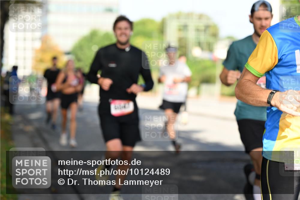 06.09.2026 - CURREX Alsterlauf Dr. Thomas Lammeyer http://msf.ph/oto/10124489 06.09.2026 09:41:37 Laufen  meine-sportfotos.de