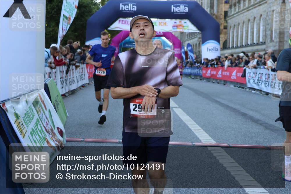 06.09.2026 - CURREX Alsterlauf Strokosch-Dieckow http://msf.ph/oto/10124491 06.09.2026 09:43:16 Ziel 2137, 2907, 3366, 3572, 3753, 4016, 5649, 5776, 5904, 5952, 5955, 5963, 6002, 6104, 8233, 8330 meine-sportfotos.de