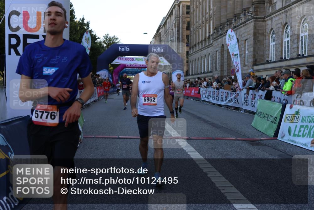 06.09.2026 - CURREX Alsterlauf Strokosch-Dieckow http://msf.ph/oto/10124495 06.09.2026 09:43:18 Ziel 2137, 2907, 3366, 3572, 4016, 4988, 5649, 5776, 5904, 5952, 5955, 5963, 6002, 6104, 6192, 6267, 6326, 8233, 8330 meine-sportfotos.de