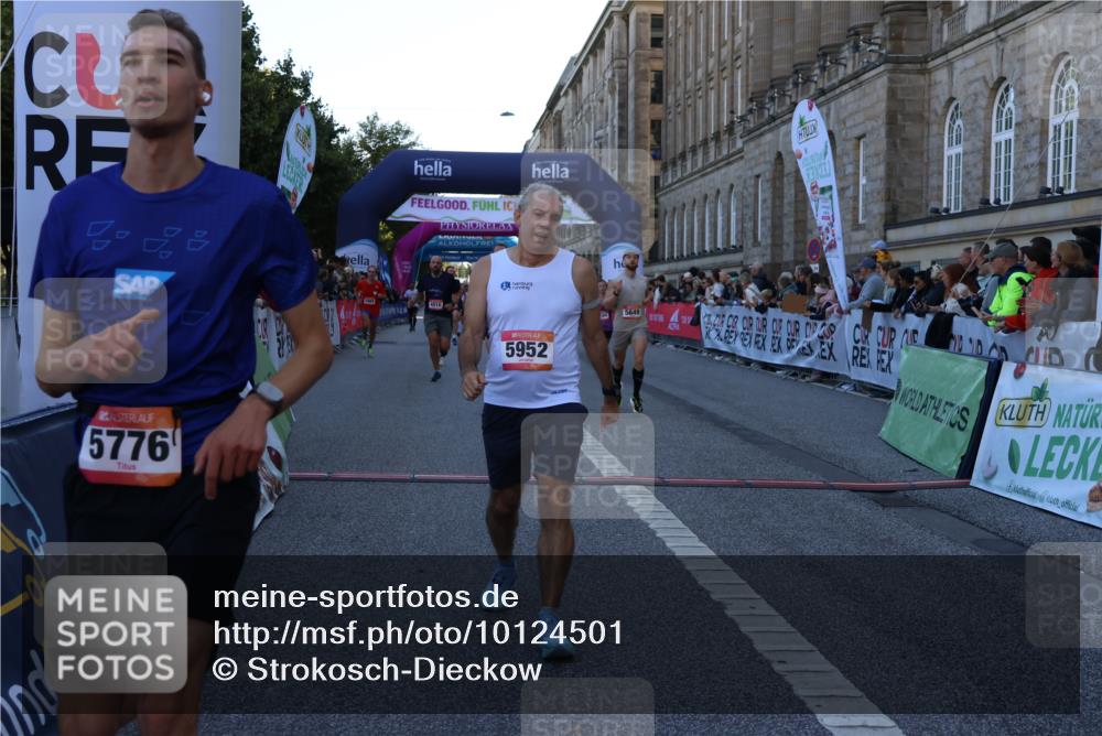 06.09.2026 - CURREX Alsterlauf Strokosch-Dieckow http://msf.ph/oto/10124501 06.09.2026 09:43:18 Ziel 2137, 2907, 3366, 3572, 4016, 4988, 5649, 5776, 5904, 5952, 5955, 5963, 6002, 6104, 6192, 6267, 6326, 8233, 8330 meine-sportfotos.de