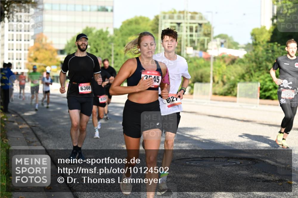 06.09.2026 - CURREX Alsterlauf Dr. Thomas Lammeyer http://msf.ph/oto/10124502 06.09.2026 09:41:39 Laufen 6366, 8220, 345, 8127, 355 meine-sportfotos.de