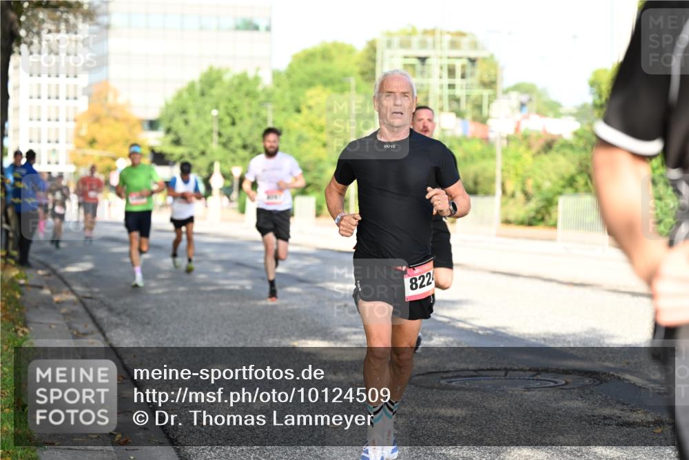 06.09.2026 - CURREX Alsterlauf Dr. Thomas Lammeyer http://msf.ph/oto/10124509 06.09.2026 09:41:41 Laufen 822 meine-sportfotos.de