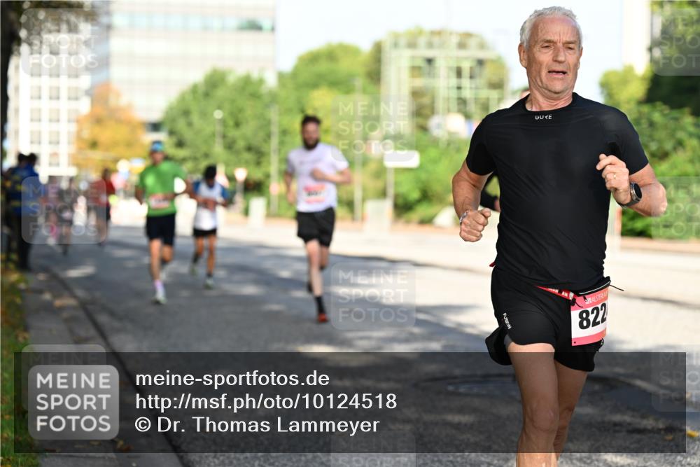 06.09.2026 - CURREX Alsterlauf Dr. Thomas Lammeyer http://msf.ph/oto/10124518 06.09.2026 09:41:42 Laufen 822 meine-sportfotos.de