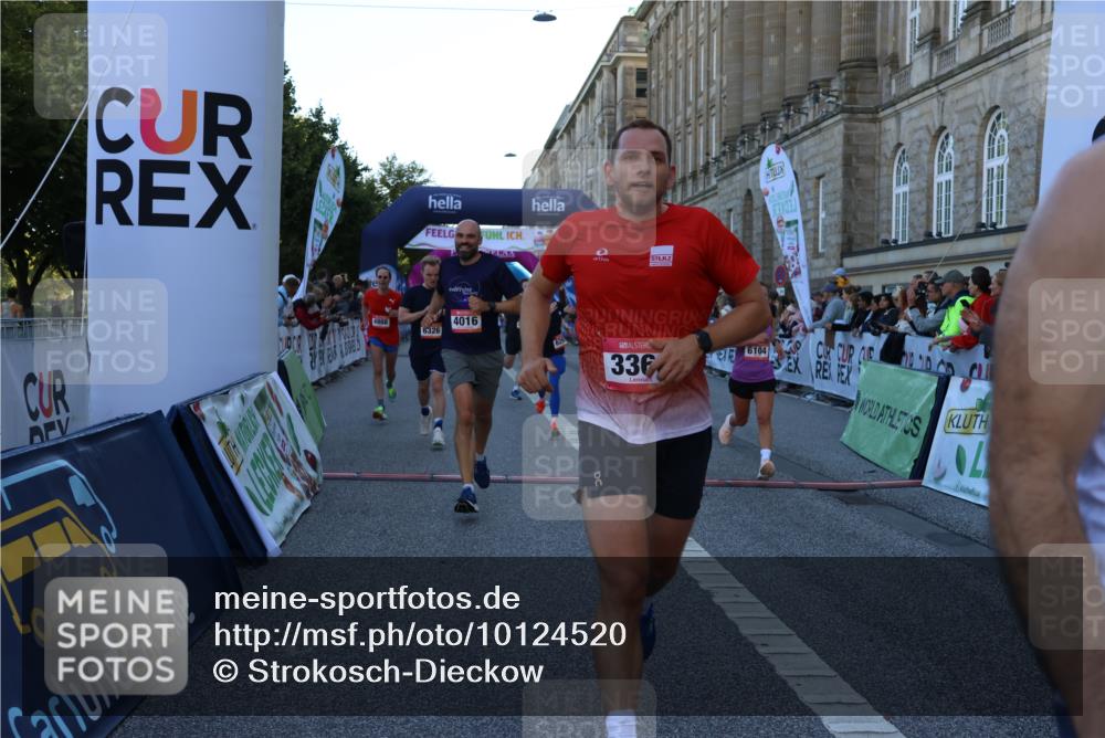 06.09.2026 - CURREX Alsterlauf Strokosch-Dieckow http://msf.ph/oto/10124520 06.09.2026 09:43:21 Ziel 2137, 2907, 3366, 3489, 4016, 4988, 5649, 5776, 5904, 5919, 5952, 6104, 6192, 6267, 6326, 8164, 8233, 8330 meine-sportfotos.de