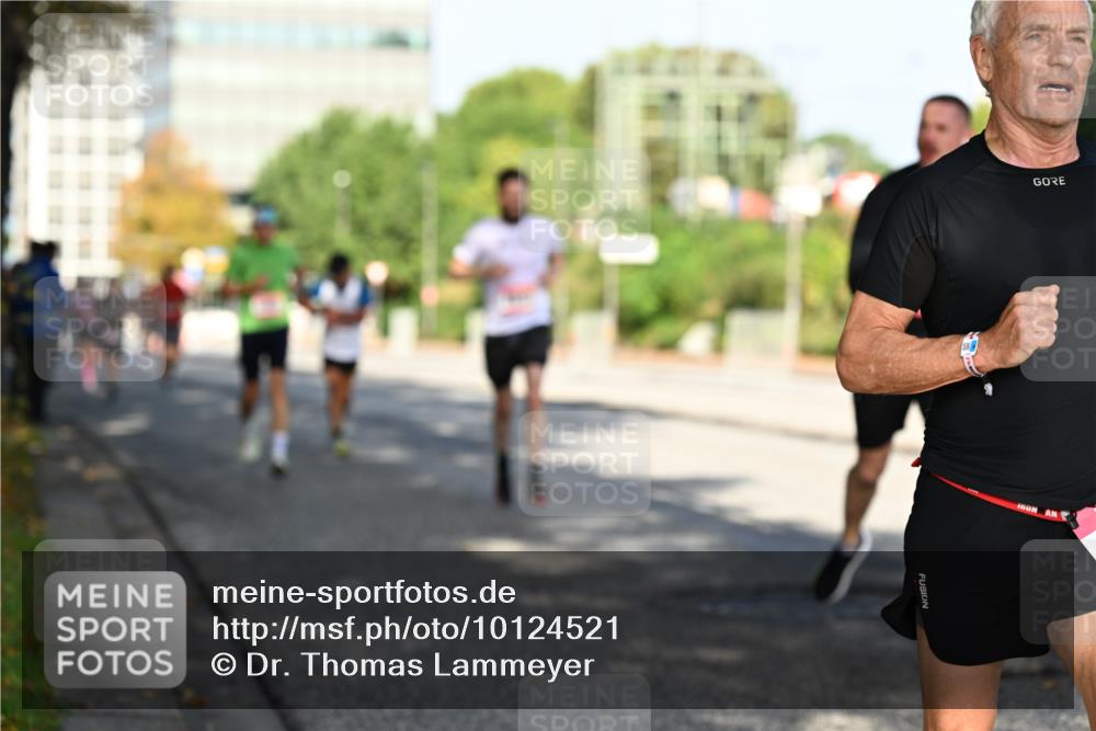 06.09.2026 - CURREX Alsterlauf Dr. Thomas Lammeyer http://msf.ph/oto/10124521 06.09.2026 09:41:42 Laufen  meine-sportfotos.de
