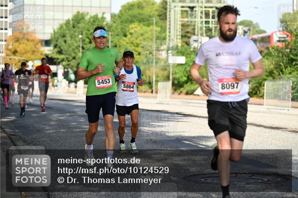 06.09.2026 - CURREX Alsterlauf Dr. Thomas Lammeyer http://msf.ph/oto/10124529 06.09.2026 09:41:44 Laufen 5453, 5864, 8097 meine-sportfotos.de