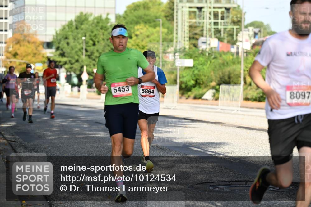 06.09.2026 - CURREX Alsterlauf Dr. Thomas Lammeyer http://msf.ph/oto/10124534 06.09.2026 09:41:44 Laufen 5453, 5864, 8097 meine-sportfotos.de