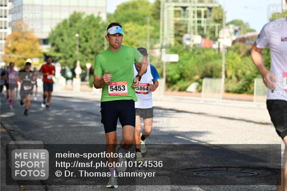 06.09.2026 - CURREX Alsterlauf Dr. Thomas Lammeyer http://msf.ph/oto/10124536 06.09.2026 09:41:44 Laufen 5453, 5864 meine-sportfotos.de