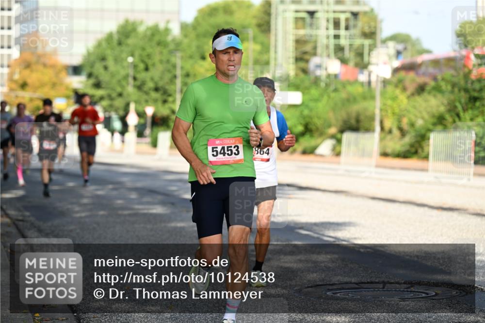 06.09.2026 - CURREX Alsterlauf Dr. Thomas Lammeyer http://msf.ph/oto/10124538 06.09.2026 09:41:45 Laufen 0, 5453, 864 meine-sportfotos.de