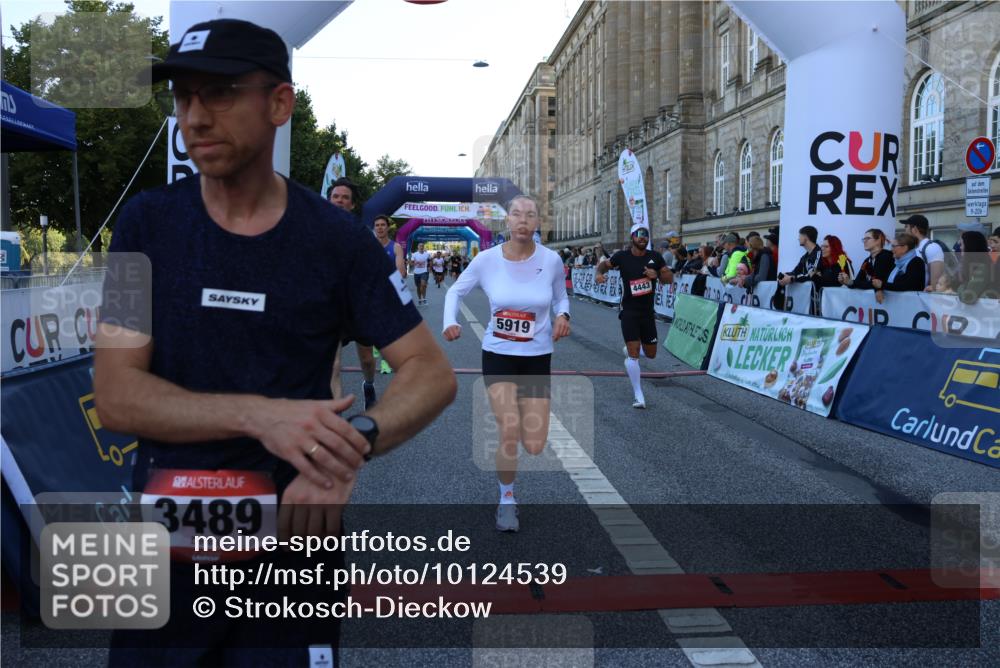 06.09.2026 - CURREX Alsterlauf Strokosch-Dieckow http://msf.ph/oto/10124539 06.09.2026 09:43:28 Ziel 3489, 3814, 4016, 4089, 4397, 4443, 4505, 4988, 5370, 5919, 6104, 6192, 6267, 6326, 8164 meine-sportfotos.de