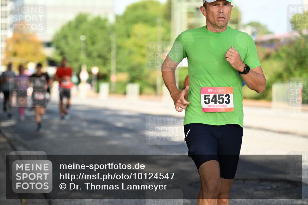 06.09.2026 - CURREX Alsterlauf Dr. Thomas Lammeyer http://msf.ph/oto/10124547 06.09.2026 09:41:46 Laufen 5453 meine-sportfotos.de