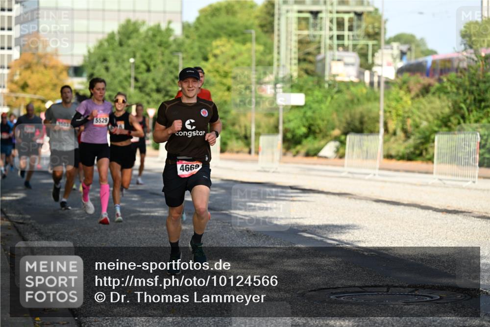 06.09.2026 - CURREX Alsterlauf Dr. Thomas Lammeyer http://msf.ph/oto/10124566 06.09.2026 09:41:49 Laufen 13503, 5529, 4669 meine-sportfotos.de