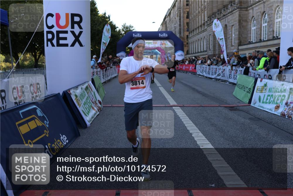 06.09.2026 - CURREX Alsterlauf Strokosch-Dieckow http://msf.ph/oto/10124572 06.09.2026 09:43:33 Ziel 3523, 3524, 3561, 3814, 4089, 4397, 4443, 4505, 5098, 5370, 5919, 6388, 8164, 8316 meine-sportfotos.de