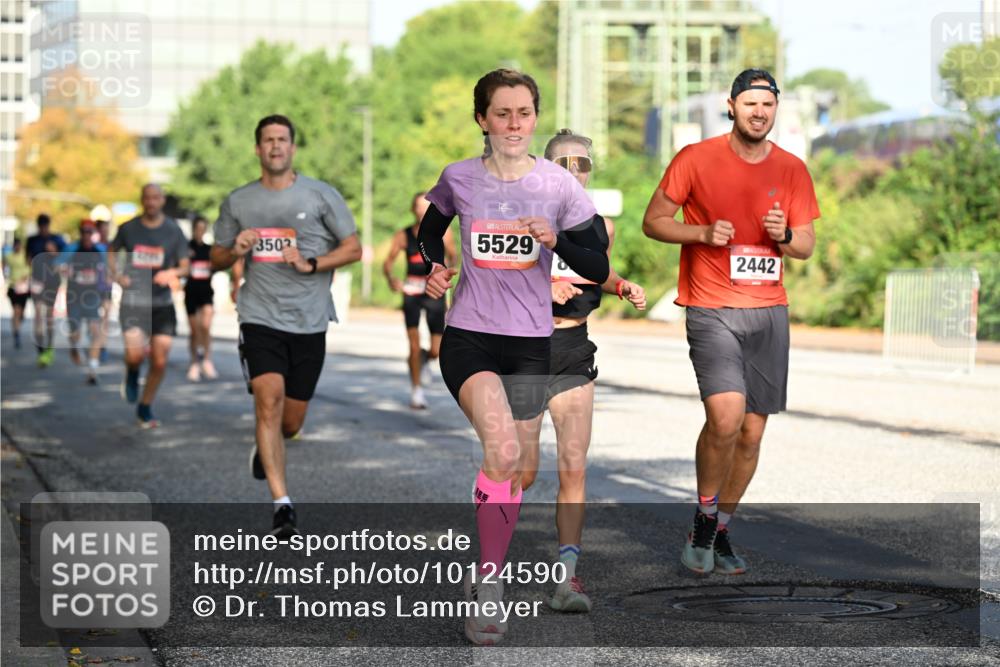 06.09.2026 - CURREX Alsterlauf Dr. Thomas Lammeyer http://msf.ph/oto/10124590 06.09.2026 09:41:51 Laufen 3502, 5529, 2442 meine-sportfotos.de