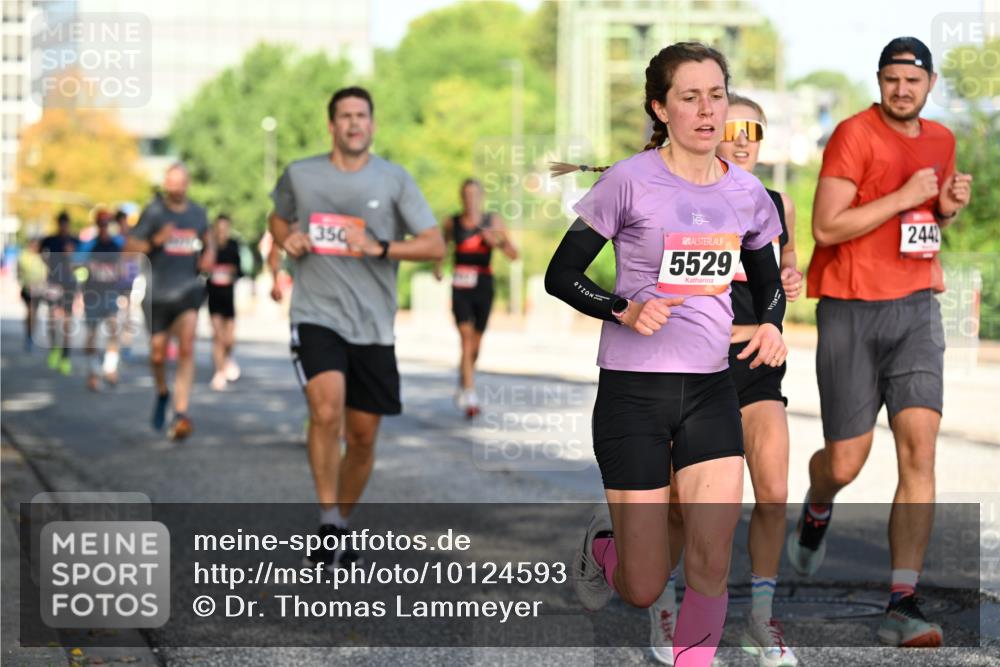 06.09.2026 - CURREX Alsterlauf Dr. Thomas Lammeyer http://msf.ph/oto/10124593 06.09.2026 09:41:51 Laufen 350, 5529, 2442 meine-sportfotos.de