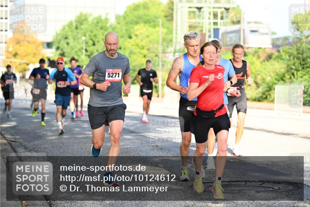 06.09.2026 - CURREX Alsterlauf Dr. Thomas Lammeyer http://msf.ph/oto/10124612 06.09.2026 09:41:54 Laufen 5271 meine-sportfotos.de