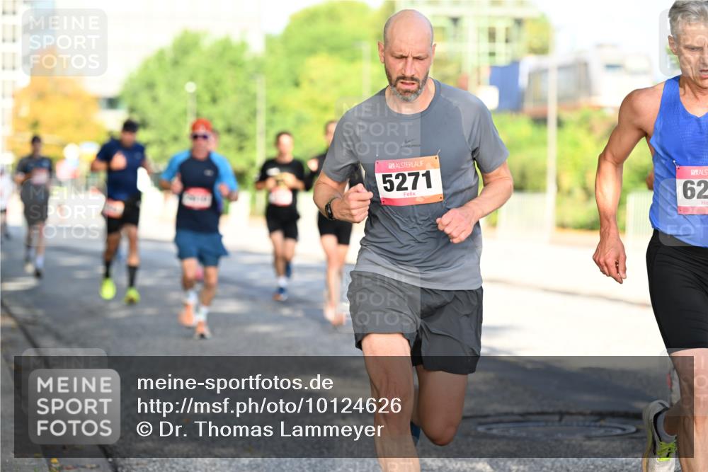 06.09.2026 - CURREX Alsterlauf Dr. Thomas Lammeyer http://msf.ph/oto/10124626 06.09.2026 09:41:55 Laufen 5271, 62 meine-sportfotos.de