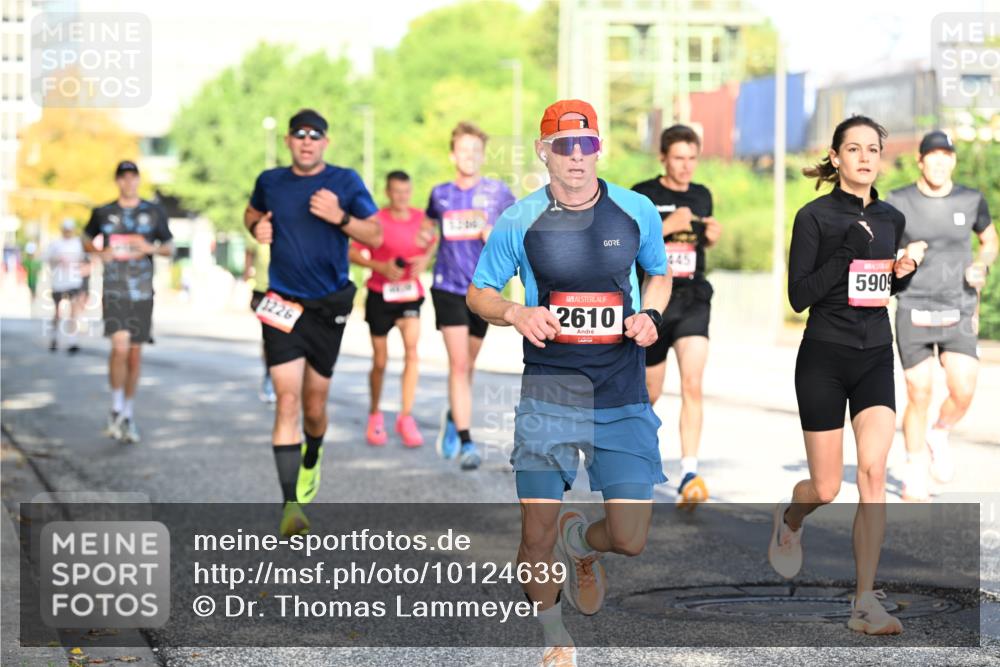 06.09.2026 - CURREX Alsterlauf Dr. Thomas Lammeyer http://msf.ph/oto/10124639 06.09.2026 09:41:57 Laufen 1226, 2610, 445, 5909 meine-sportfotos.de