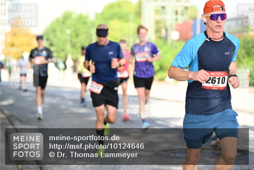 06.09.2026 - CURREX Alsterlauf Dr. Thomas Lammeyer http://msf.ph/oto/10124646 06.09.2026 09:41:58 Laufen 2610 meine-sportfotos.de