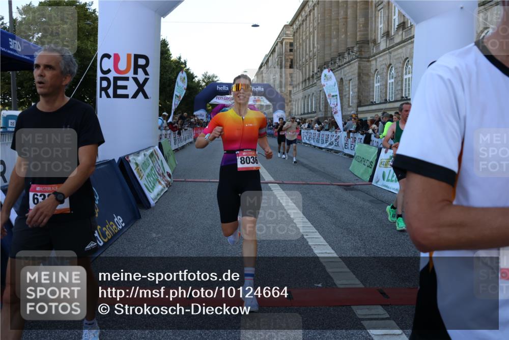 06.09.2026 - CURREX Alsterlauf Strokosch-Dieckow http://msf.ph/oto/10124664 06.09.2026 09:43:42 Ziel 2166, 2245, 2760, 3197, 3523, 3524, 3561, 3715, 4910, 5098, 6371, 6388, 8036, 8316 meine-sportfotos.de