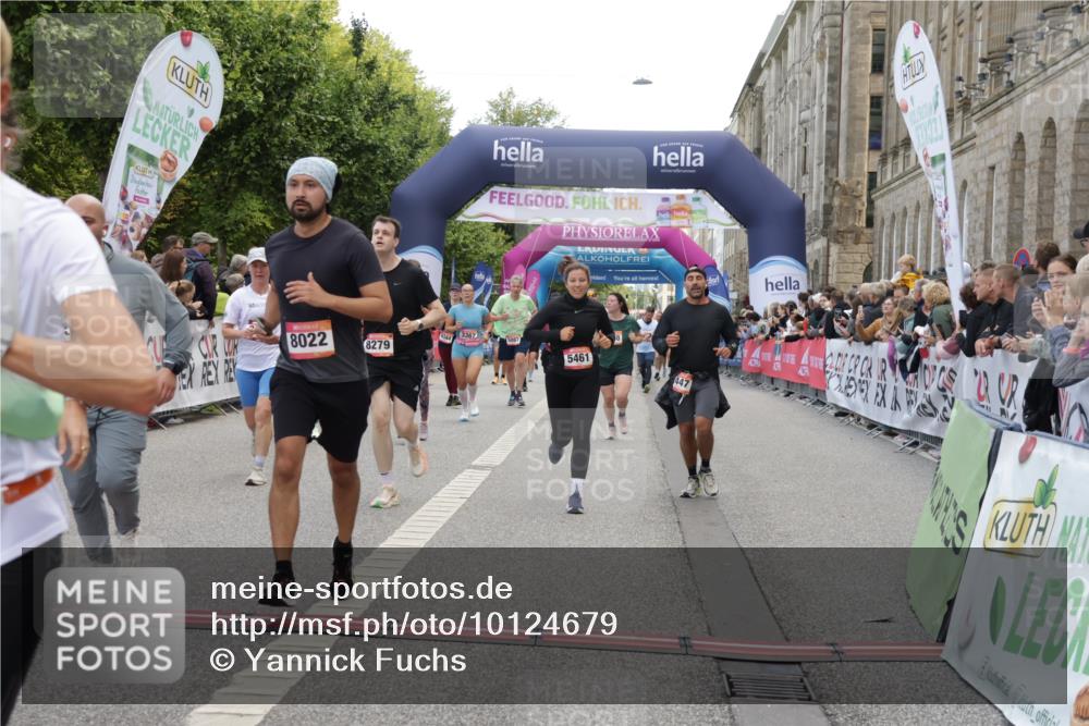 06.09.2026 - CURREX Alsterlauf Yannick Fuchs http://msf.ph/oto/10124679 06.09.2026 10:03:30 Ziel 2280, 2323, 2334, 2447, 2522, 2740, 2741, 2820, 3227, 3252, 3367, 3625, 3874, 4777, 5087, 5330, 5360, 5408, 5461, 5651, 6290, 6292, 8022, 8279 meine-sportfotos.de