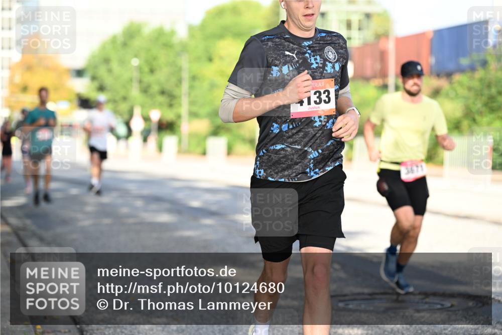 06.09.2026 - CURREX Alsterlauf Dr. Thomas Lammeyer http://msf.ph/oto/10124680 06.09.2026 09:42:01 Laufen 133 meine-sportfotos.de