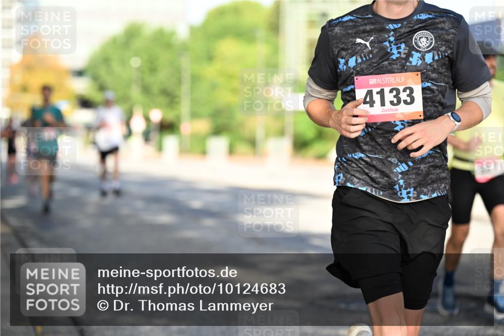 06.09.2026 - CURREX Alsterlauf Dr. Thomas Lammeyer http://msf.ph/oto/10124683 06.09.2026 09:42:02 Laufen 4133 meine-sportfotos.de