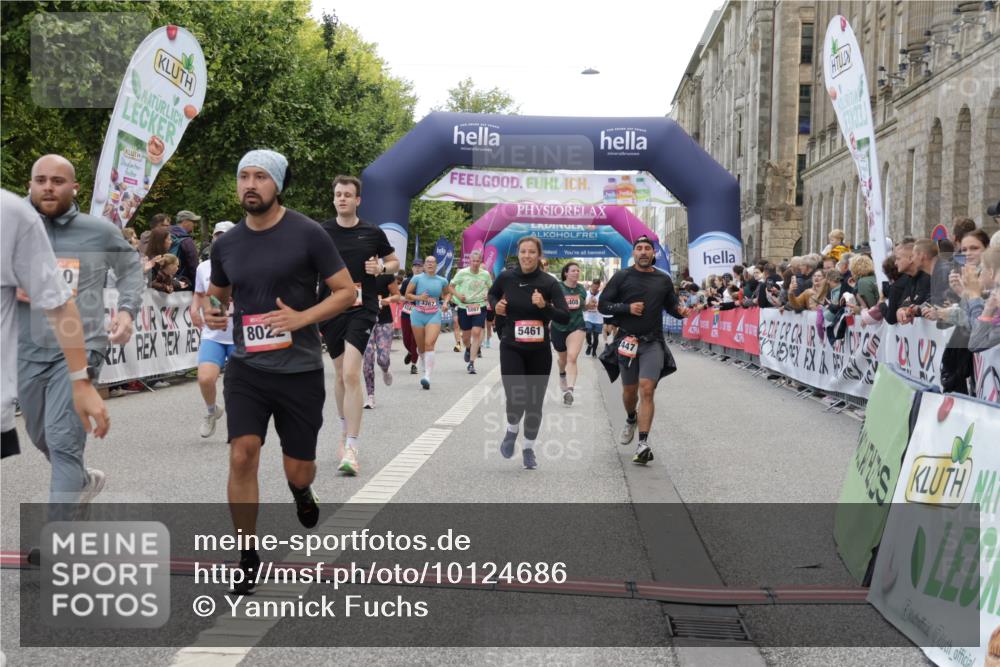 06.09.2026 - CURREX Alsterlauf Yannick Fuchs http://msf.ph/oto/10124686 06.09.2026 10:03:30 Ziel 2280, 2323, 2334, 2447, 2522, 2740, 2741, 2820, 3227, 3252, 3367, 3625, 3874, 4777, 5087, 5330, 5360, 5408, 5461, 5651, 6290, 6292, 8022, 8279 meine-sportfotos.de