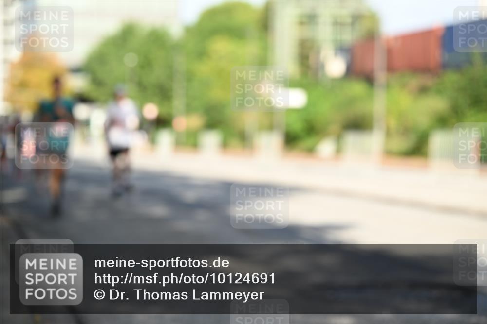 06.09.2026 - CURREX Alsterlauf Dr. Thomas Lammeyer http://msf.ph/oto/10124691 06.09.2026 09:42:02 Laufen  meine-sportfotos.de