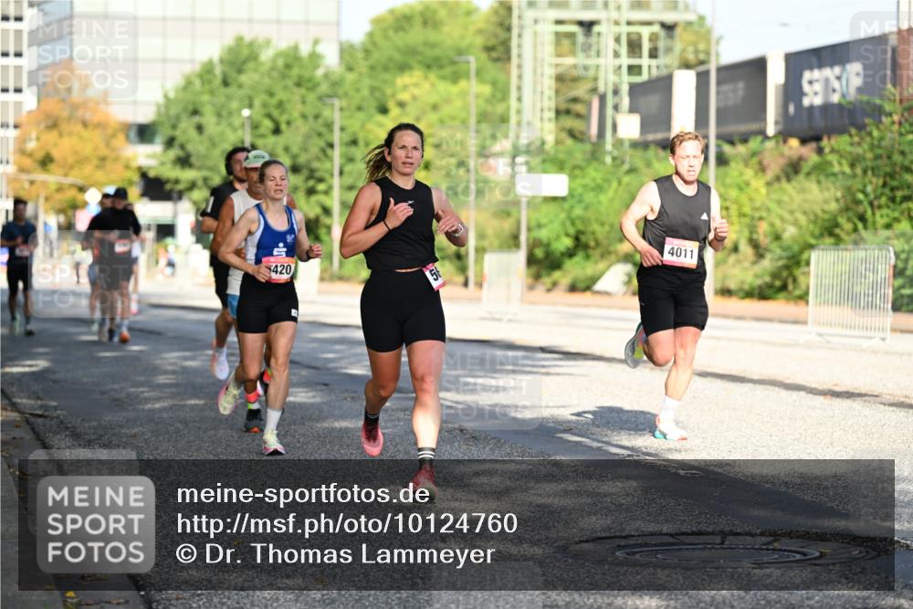 06.09.2026 - CURREX Alsterlauf Dr. Thomas Lammeyer http://msf.ph/oto/10124760 06.09.2026 09:42:09 Laufen 420, 4011 meine-sportfotos.de
