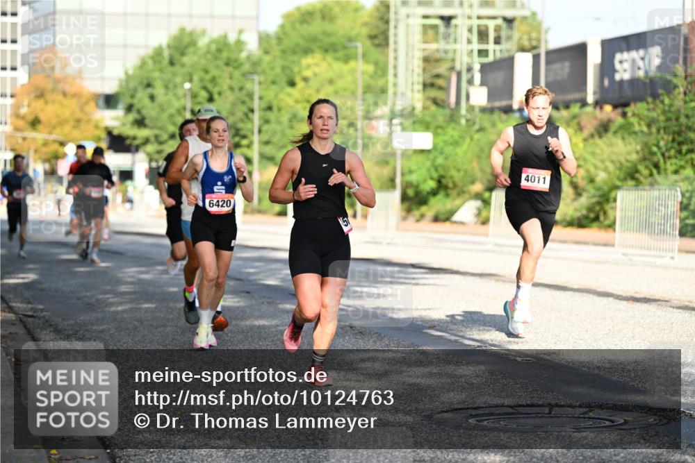 06.09.2026 - CURREX Alsterlauf Dr. Thomas Lammeyer http://msf.ph/oto/10124763 06.09.2026 09:42:09 Laufen 6420, 4011 meine-sportfotos.de