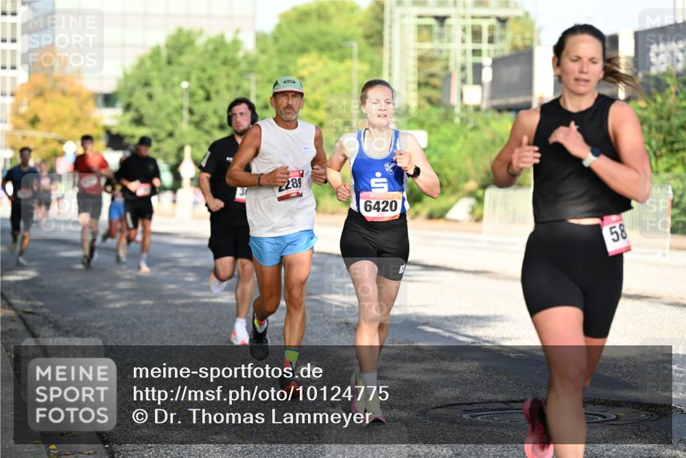 06.09.2026 - CURREX Alsterlauf Dr. Thomas Lammeyer http://msf.ph/oto/10124775 06.09.2026 09:42:11 Laufen 2289, 6420, 58 meine-sportfotos.de