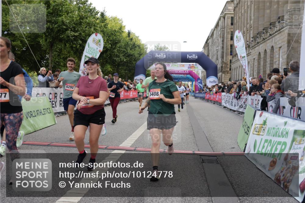 06.09.2026 - CURREX Alsterlauf Yannick Fuchs http://msf.ph/oto/10124778 06.09.2026 10:03:34 Ziel 2447, 2448, 2501, 2740, 2741, 2820, 2869, 3227, 3252, 3367, 3756, 4777, 5087, 5330, 5360, 5408, 5461, 6290, 6292, 6344, 8022, 8263, 8279, 8323 meine-sportfotos.de