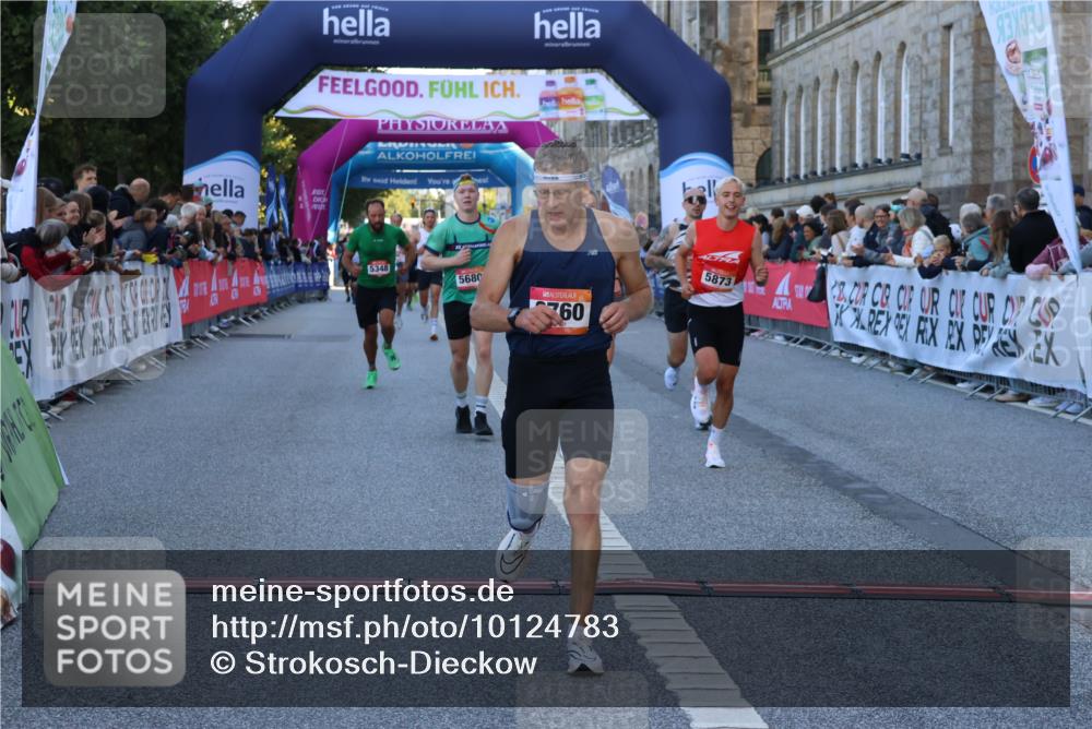 06.09.2026 - CURREX Alsterlauf Strokosch-Dieckow http://msf.ph/oto/10124783 06.09.2026 09:43:48 Ziel 2245, 2398, 2760, 3197, 3646, 4910, 5348, 5680, 5873, 5874, 6371 meine-sportfotos.de