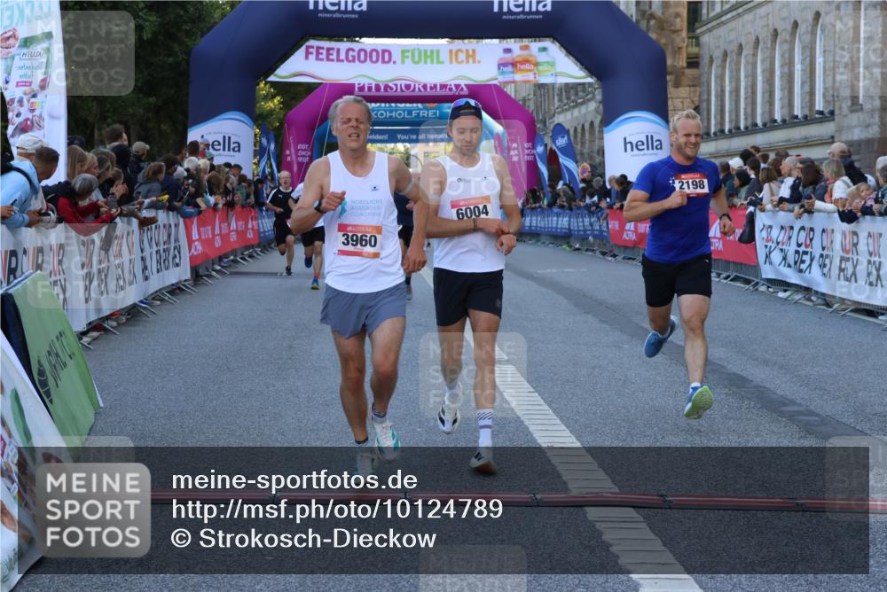06.09.2026 - CURREX Alsterlauf Strokosch-Dieckow http://msf.ph/oto/10124789 06.09.2026 09:43:55 Ziel 2198, 2398, 3269, 3646, 3905, 3960, 5062, 5348, 5680, 5873, 5874, 6004, 6102 meine-sportfotos.de