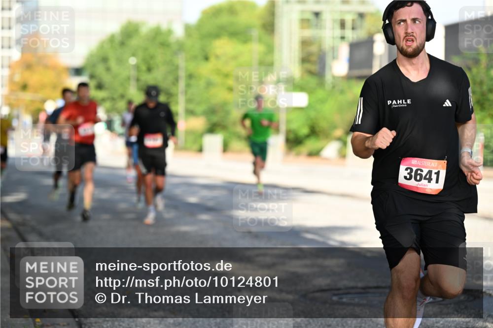 06.09.2026 - CURREX Alsterlauf Dr. Thomas Lammeyer http://msf.ph/oto/10124801 06.09.2026 09:42:13 Laufen 3641 meine-sportfotos.de