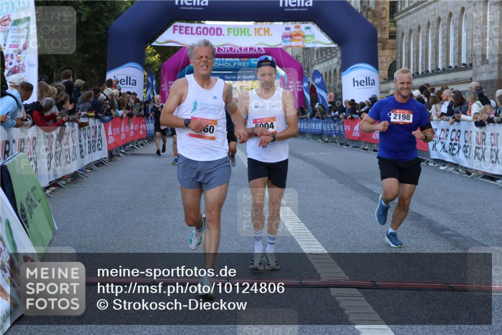 06.09.2026 - CURREX Alsterlauf Strokosch-Dieckow http://msf.ph/oto/10124806 06.09.2026 09:43:56 Ziel 2198, 2398, 3269, 3646, 3905, 3960, 5062, 5348, 5680, 5873, 5874, 6004, 6102 meine-sportfotos.de