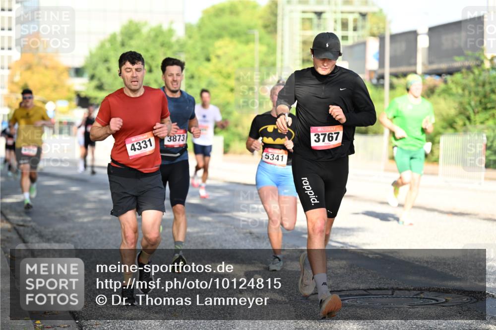 06.09.2026 - CURREX Alsterlauf Dr. Thomas Lammeyer http://msf.ph/oto/10124815 06.09.2026 09:42:16 Laufen 4331, 3873, 5341, 3767 meine-sportfotos.de