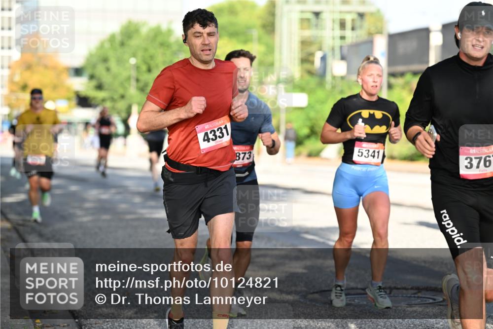 06.09.2026 - CURREX Alsterlauf Dr. Thomas Lammeyer http://msf.ph/oto/10124821 06.09.2026 09:42:17 Laufen 4331, 873, 5341, 376 meine-sportfotos.de