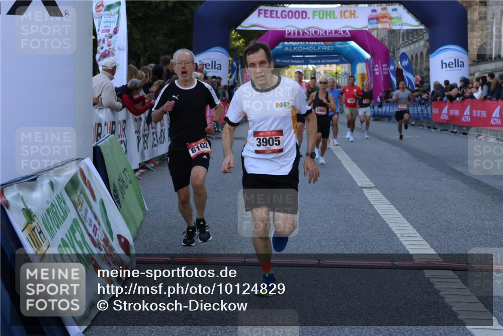 06.09.2026 - CURREX Alsterlauf Strokosch-Dieckow http://msf.ph/oto/10124829 06.09.2026 09:44:00 Ziel 2198, 3269, 3905, 3960, 4277, 4893, 5062, 5402, 6004, 6060, 6102 meine-sportfotos.de