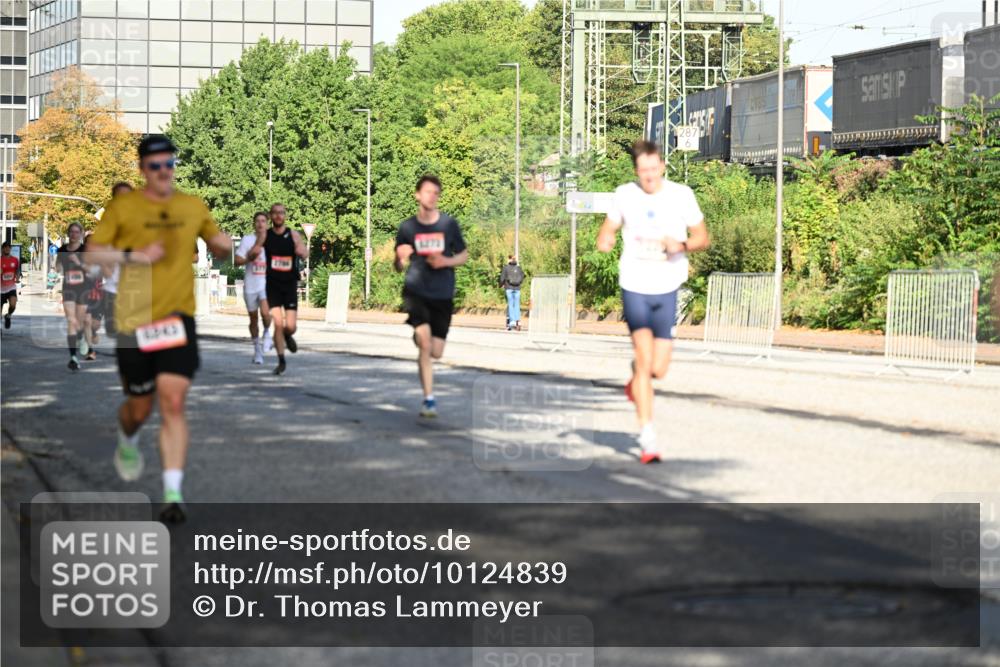 06.09.2026 - CURREX Alsterlauf Dr. Thomas Lammeyer http://msf.ph/oto/10124839 06.09.2026 09:42:19 Laufen 27, 287 meine-sportfotos.de