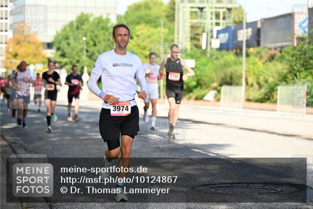 06.09.2026 - CURREX Alsterlauf Dr. Thomas Lammeyer http://msf.ph/oto/10124867 06.09.2026 09:42:22 Laufen 3974, 2706 meine-sportfotos.de
