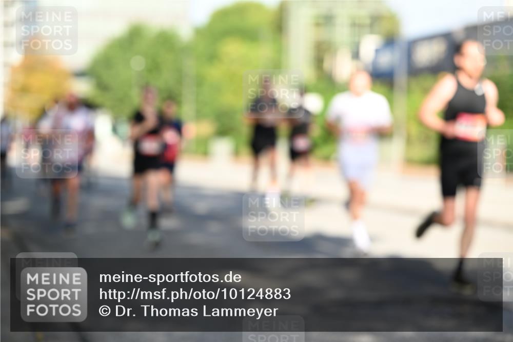 06.09.2026 - CURREX Alsterlauf Dr. Thomas Lammeyer http://msf.ph/oto/10124883 06.09.2026 09:42:24 Laufen  meine-sportfotos.de