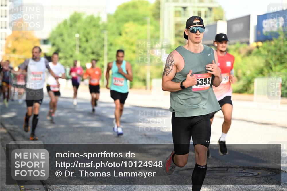 06.09.2026 - CURREX Alsterlauf Dr. Thomas Lammeyer http://msf.ph/oto/10124948 06.09.2026 09:42:30 Laufen 11, 5352, 55 meine-sportfotos.de