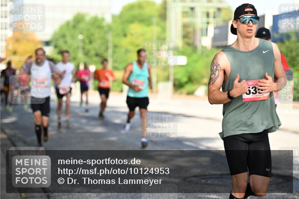 06.09.2026 - CURREX Alsterlauf Dr. Thomas Lammeyer http://msf.ph/oto/10124953 06.09.2026 09:42:31 Laufen 53 meine-sportfotos.de