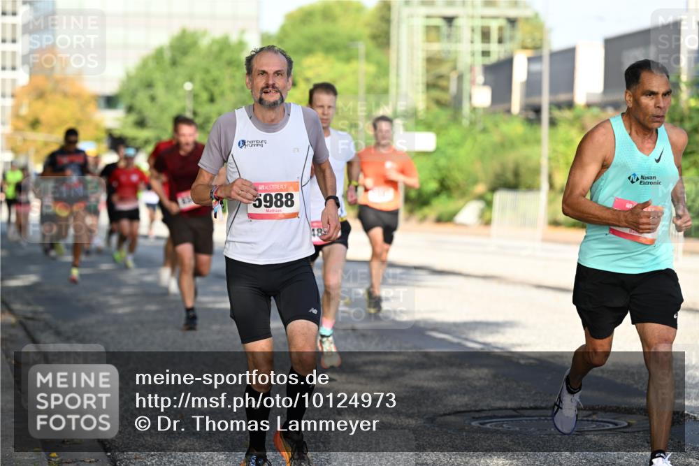 06.09.2026 - CURREX Alsterlauf Dr. Thomas Lammeyer http://msf.ph/oto/10124973 06.09.2026 09:42:33 Laufen 5988 meine-sportfotos.de
