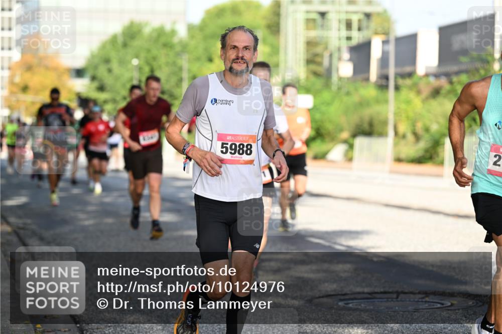 06.09.2026 - CURREX Alsterlauf Dr. Thomas Lammeyer http://msf.ph/oto/10124976 06.09.2026 09:42:33 Laufen 5988, 2 meine-sportfotos.de